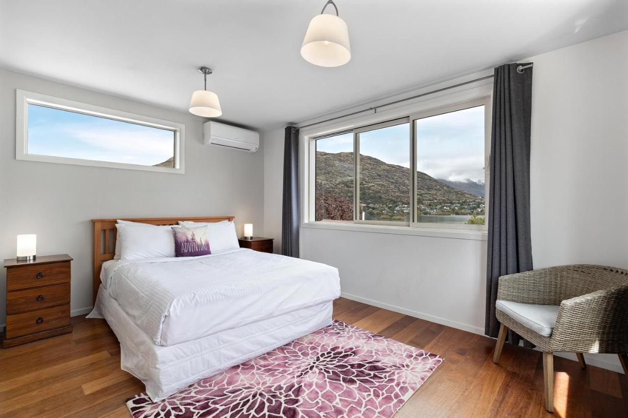 Lake And Mountain View Living Queenstown Exterior foto