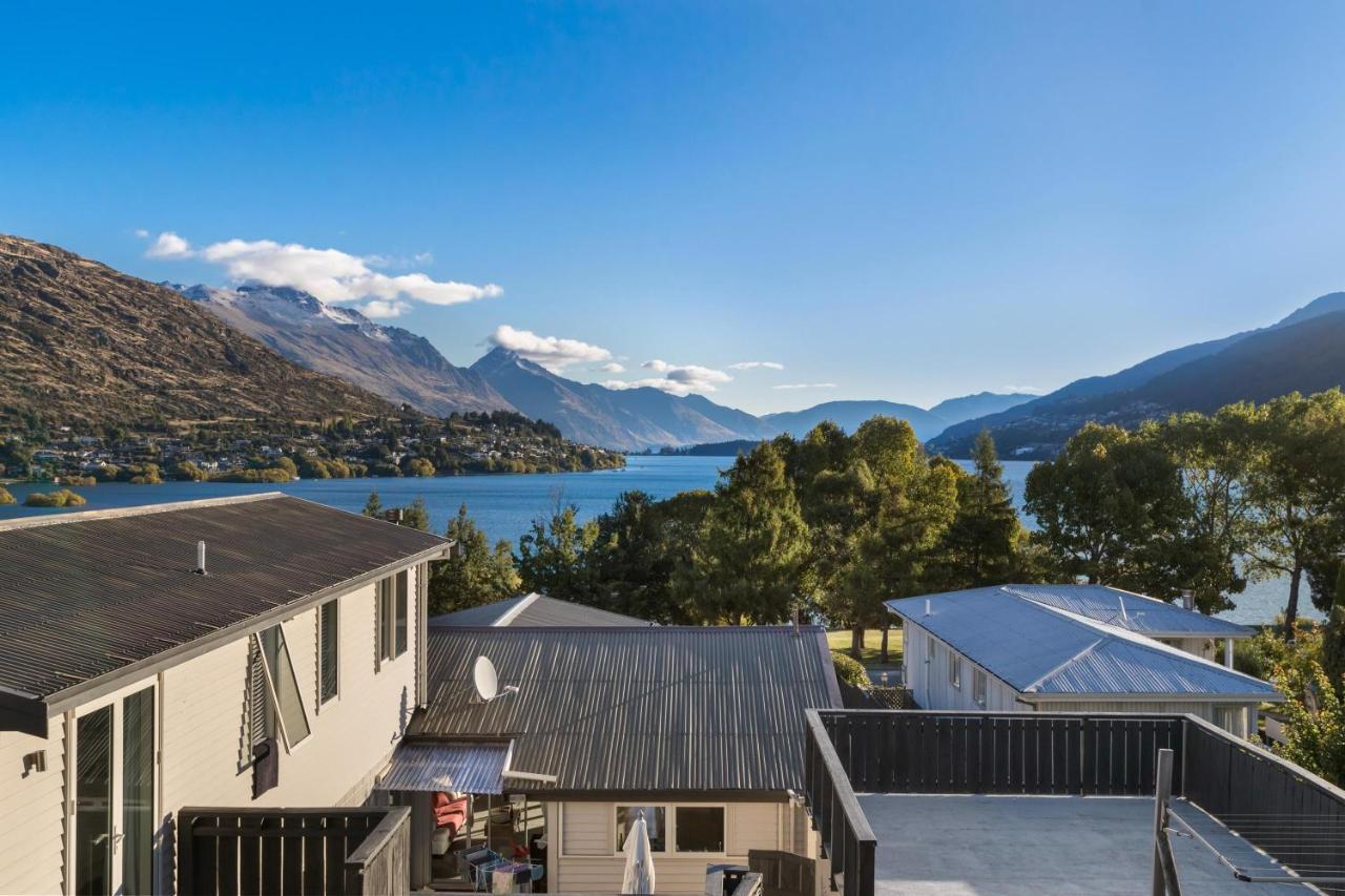 Lake And Mountain View Living Queenstown Exterior foto