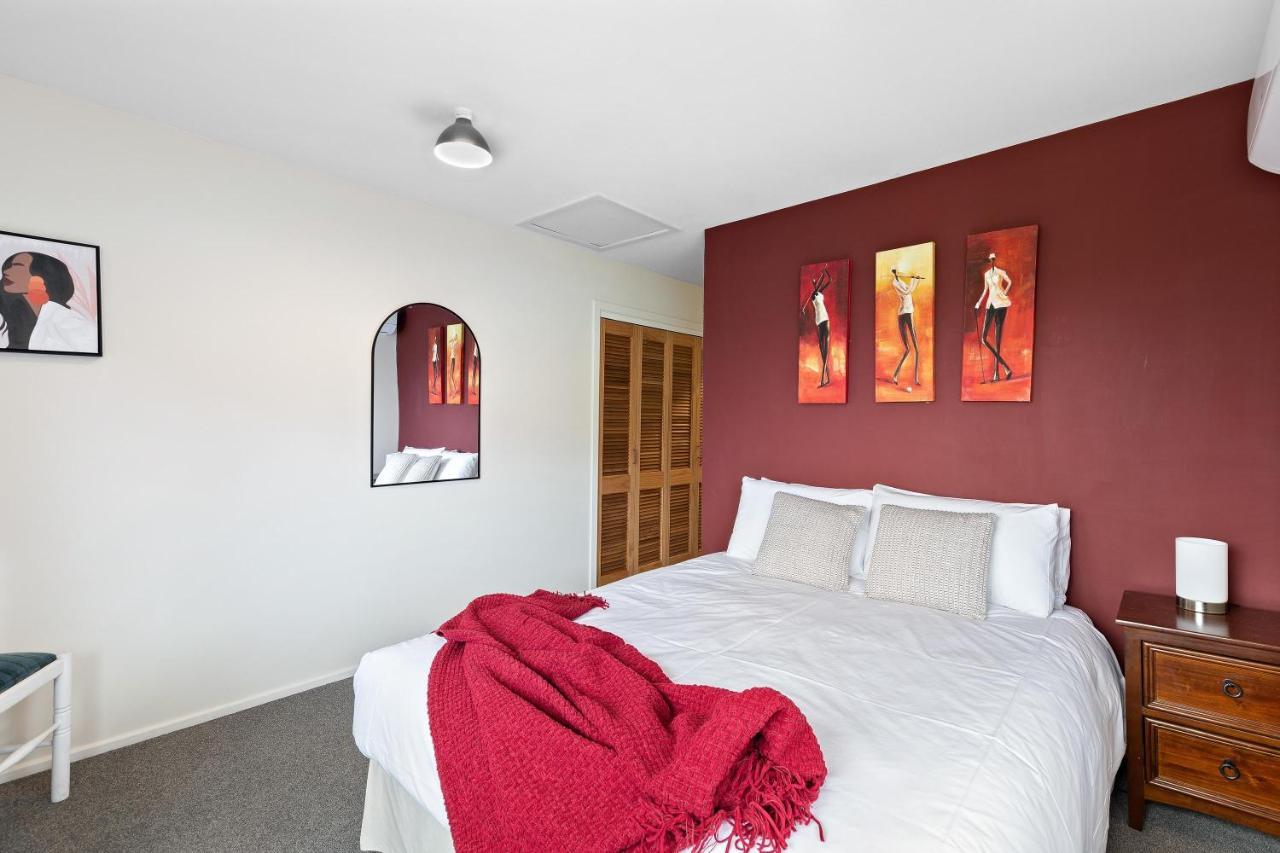 Lake And Mountain View Living Queenstown Exterior foto