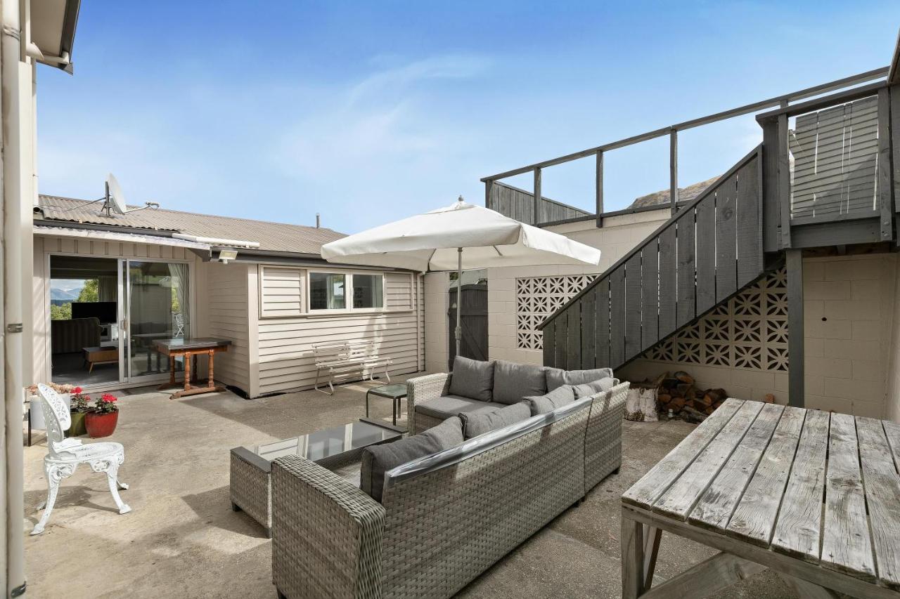 Lake And Mountain View Living Queenstown Exterior foto